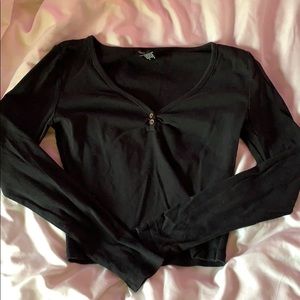 BLACK F21 TOP
